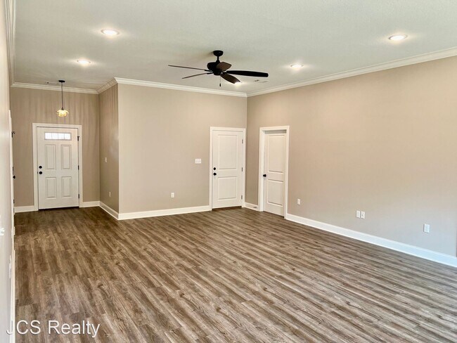 Foto del edificio - 3 br, 2 bath House - 4737 Edgemont