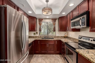 Building Photo - 7575 E Indian Bend Rd