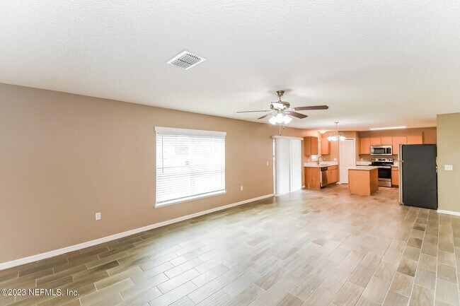 Building Photo - 4498 Marsh Hawk Dr S