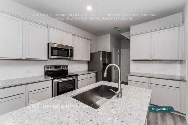 Building Photo - 834 Bonnet Trl