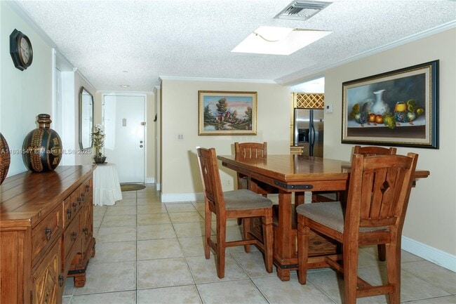 Foto del edificio - 16200 Golf Club Rd