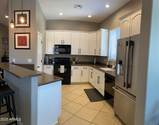 Foto del edificio - 4241 Pebble Creek Pkwy