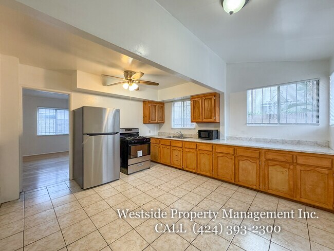 Foto del edificio - 906 Edgewood St