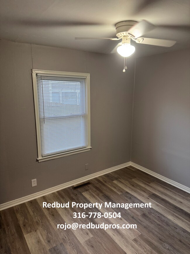 Foto del edificio - 725 S Barlow St