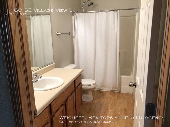 Foto del edificio - 1160 SE Village View Ln