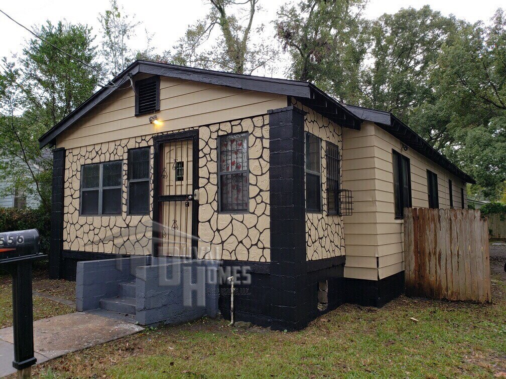 Foto principal - 1556 W 32nd St