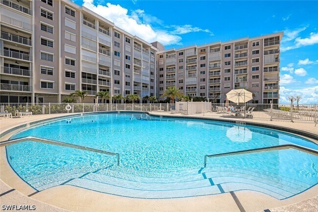 Foto del edificio - 3443 Gulf Shore Blvd N