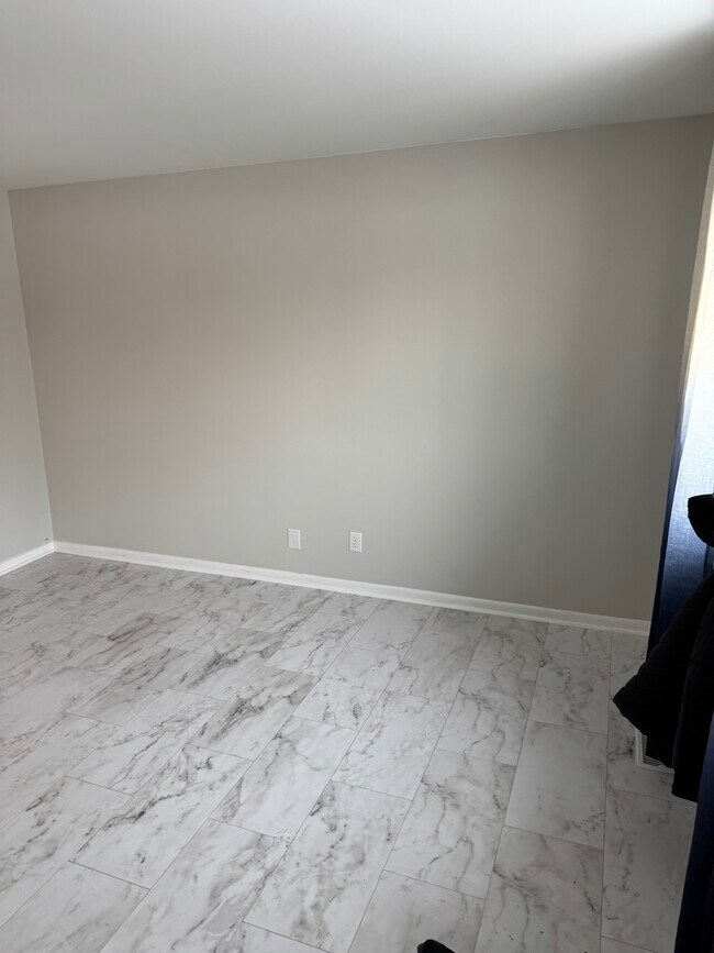 Foto del edificio - 1704 Rosemont Rd
