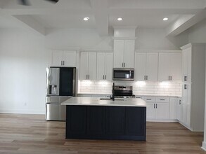 Building Photo - 1132 Longleaf Pne St