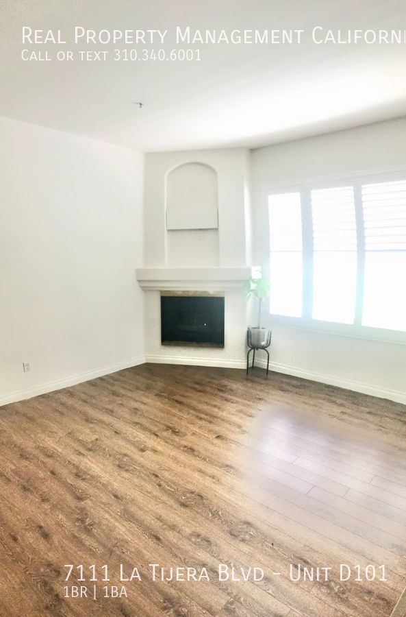 Foto del edificio - Spacious 1 Bedroom Condo with 2 Parking Sp...