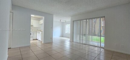 Building Photo - 990 Coral Club Dr