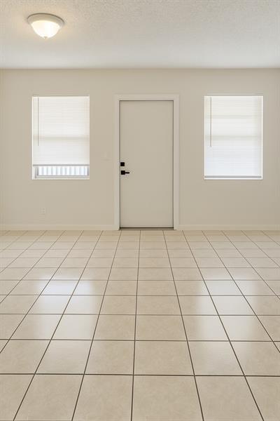 Foto del edificio - 1151 NE 17th Ct