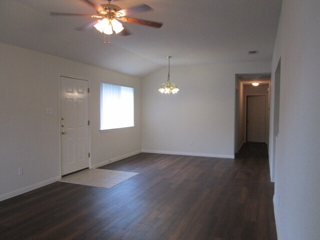 Building Photo - 8713 Talyne Chaise Cir