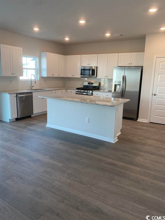 Building Photo - 1107 Saltgrass Wy