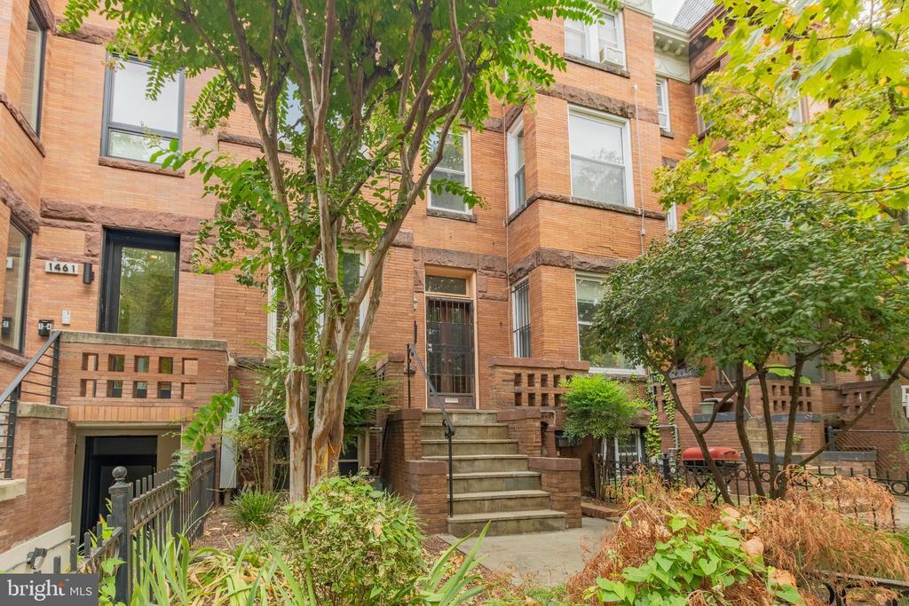 Foto principal - 1459 Chapin St NW