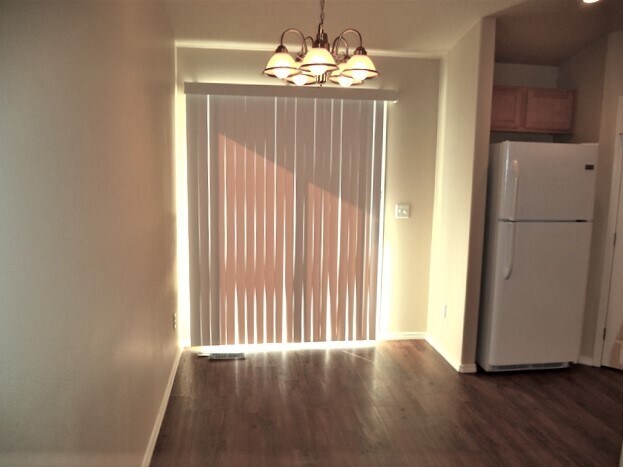 Foto del edificio - 10513 W Hazelwood Dr