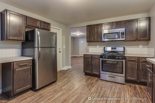 Foto del edificio - 701 9th St NW