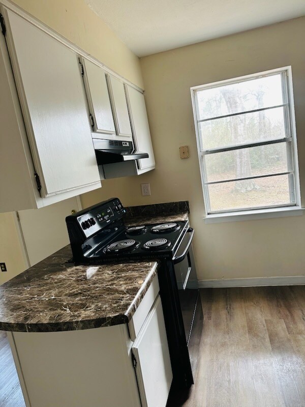 Foto del edificio - 814 Cedar Grove Ave