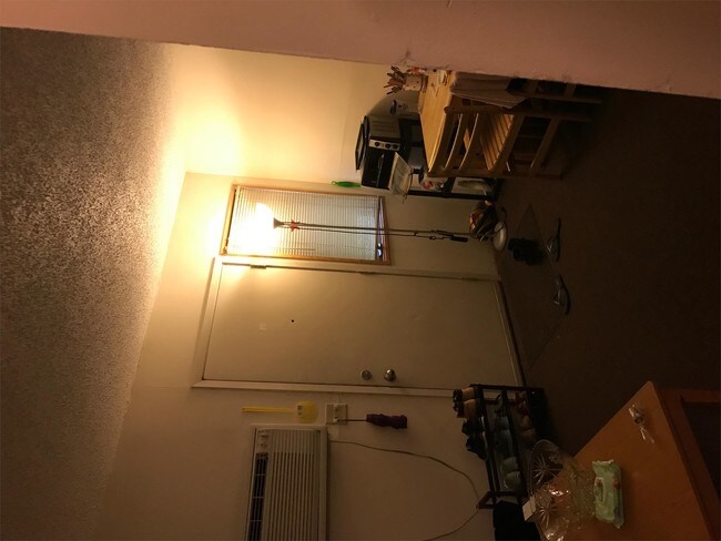 Foto del edificio - 408 E White St