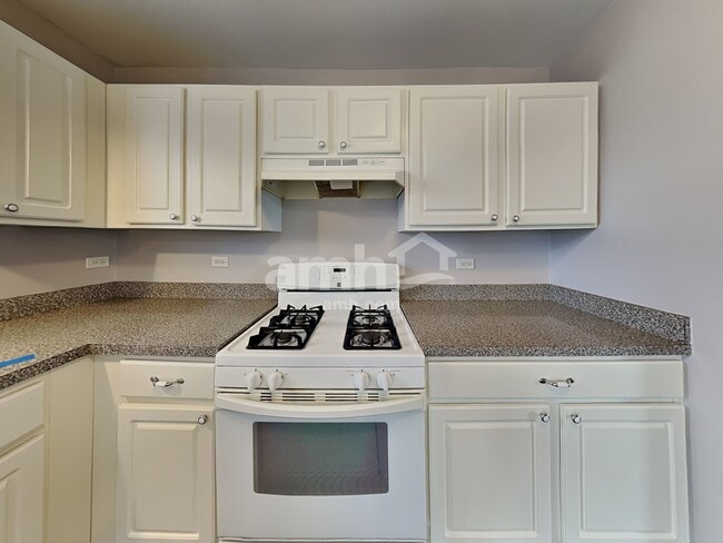 Building Photo - 5154 W Park Ln