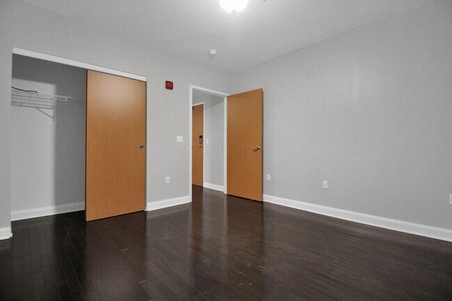 Foto del edificio - 100 E Gay St