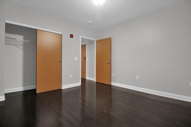 Building Photo - 100 E Gay St