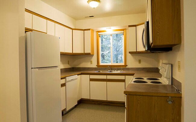 Building Photo - 7481 Miller Way