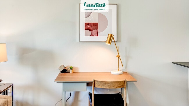 Foto del edificio - 5042 Linbar Dr