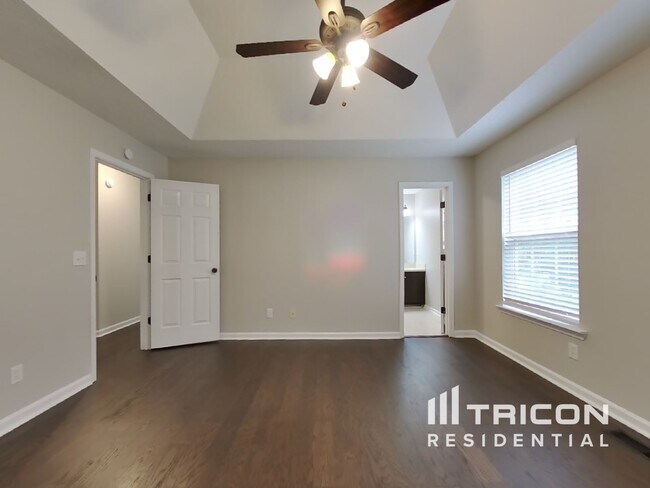 Foto del edificio - 177 Crystal Creek Ln