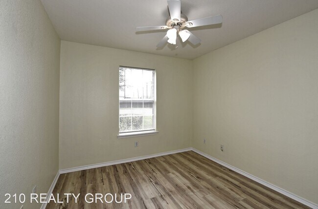 Building Photo - 3 br, 2 bath House - 943 CORMORANT