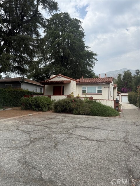Building Photo - 505 W Sierra Madre Blvd
