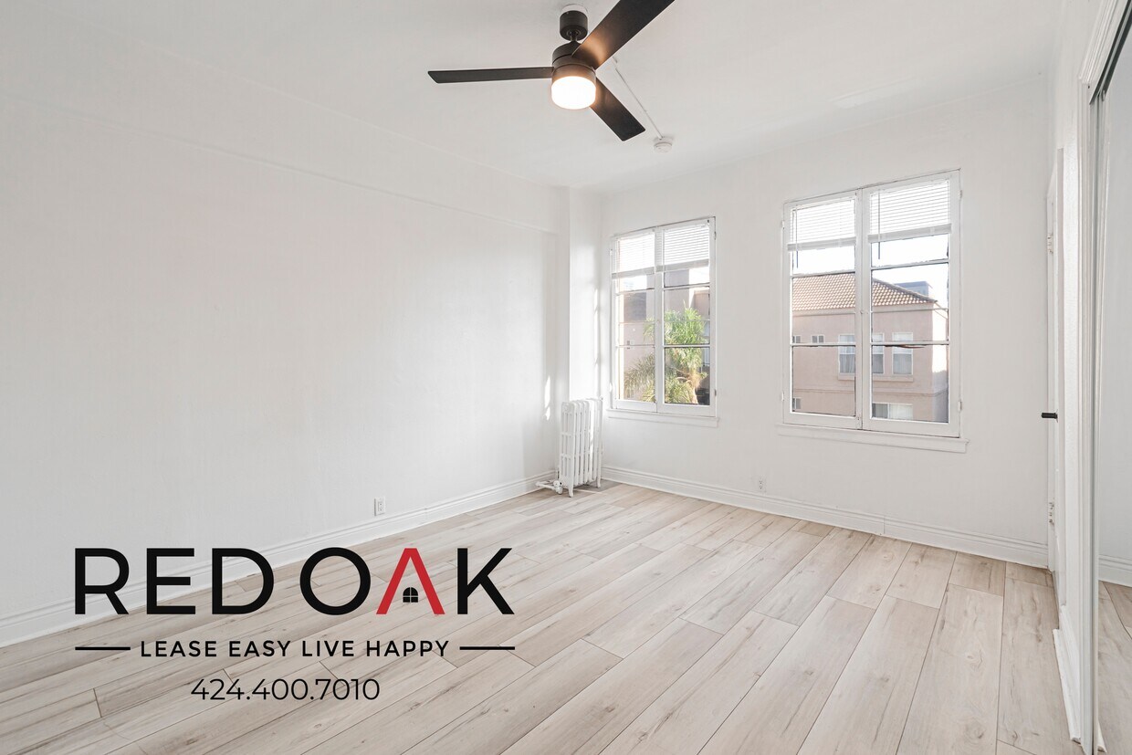 Foto principal - 3471 5th St