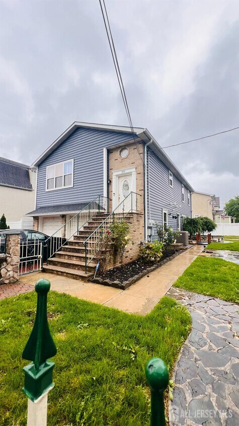Foto principal - 215 Bower St