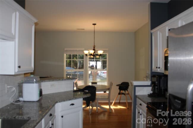 Building Photo - 9446 Cadman Ct