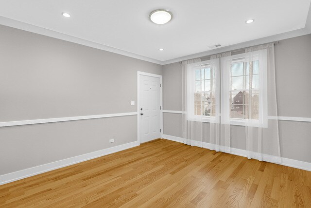 Foto del edificio - 3624 W George St