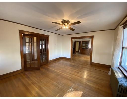 Building Photo - 643 Adams St