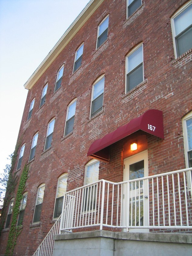 Primary Photo - 167-171 E 31st St