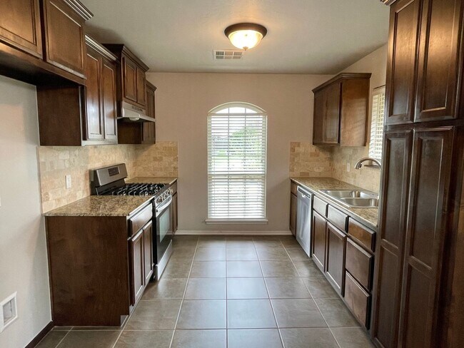 Building Photo - Great 3 bed 2 bath in Edmond!!