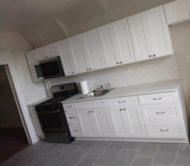 Foto del edificio - 3217 McElderry St