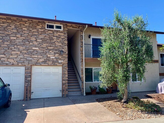 Foto del edificio - 2b/2b Townhouse in North Park!