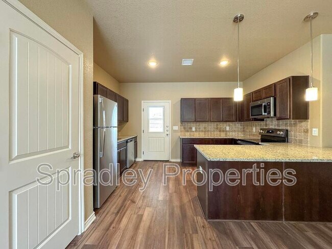 Building Photo - 1058 Hibiscus Dr