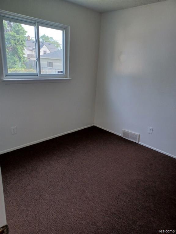 Foto del edificio - 8079 State Park