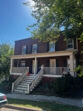 Building Photo - 1211 Reynolds Ave