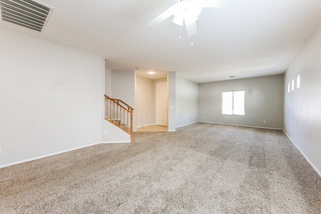 Building Photo - 16224 W Desert Mirage Dr