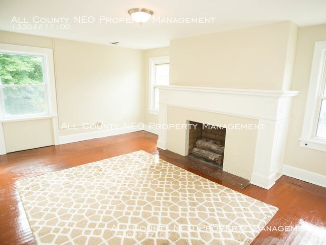 Building Photo - 1205 Ridge Rd NW