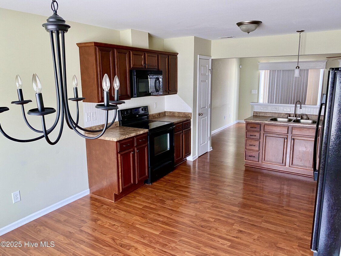 Foto del edificio - 4120 Kittrell Farms Dr