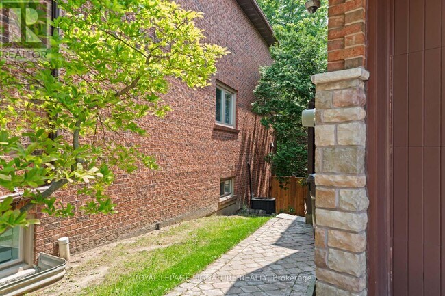 Photo du bâtiment - 23 Brandy Ct