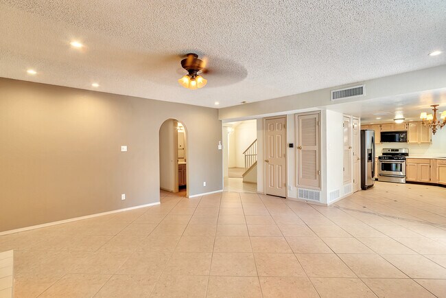 Foto del edificio - 7145 Tierra Taos Dr