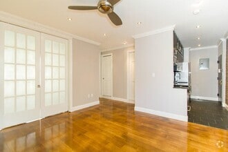 Building Photo - 334 E 100th St