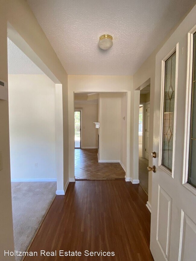 Foto del edificio - 3 br, 2 bath House - 121 Wayfair Lane